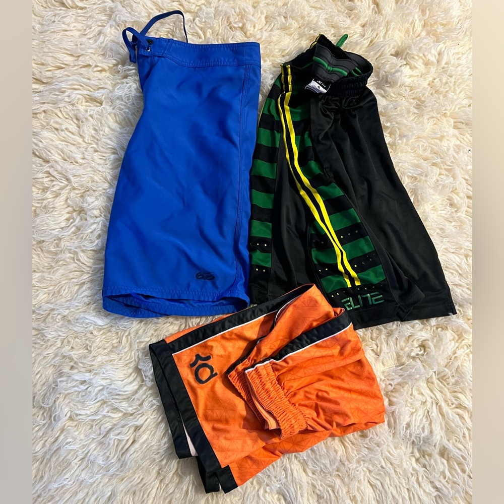 Men’s Nike Short Lot Size Medium